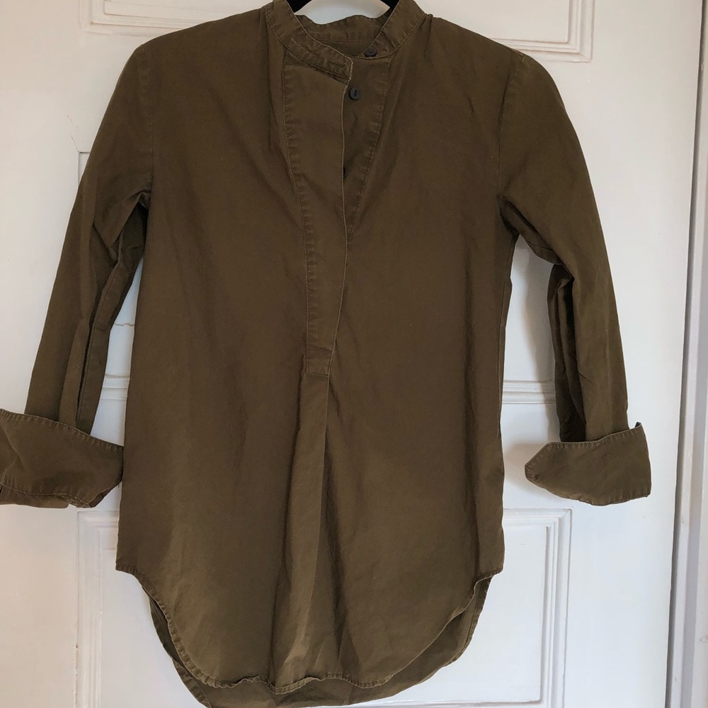🚫 SOLD Madewell long sleeve half button blouse